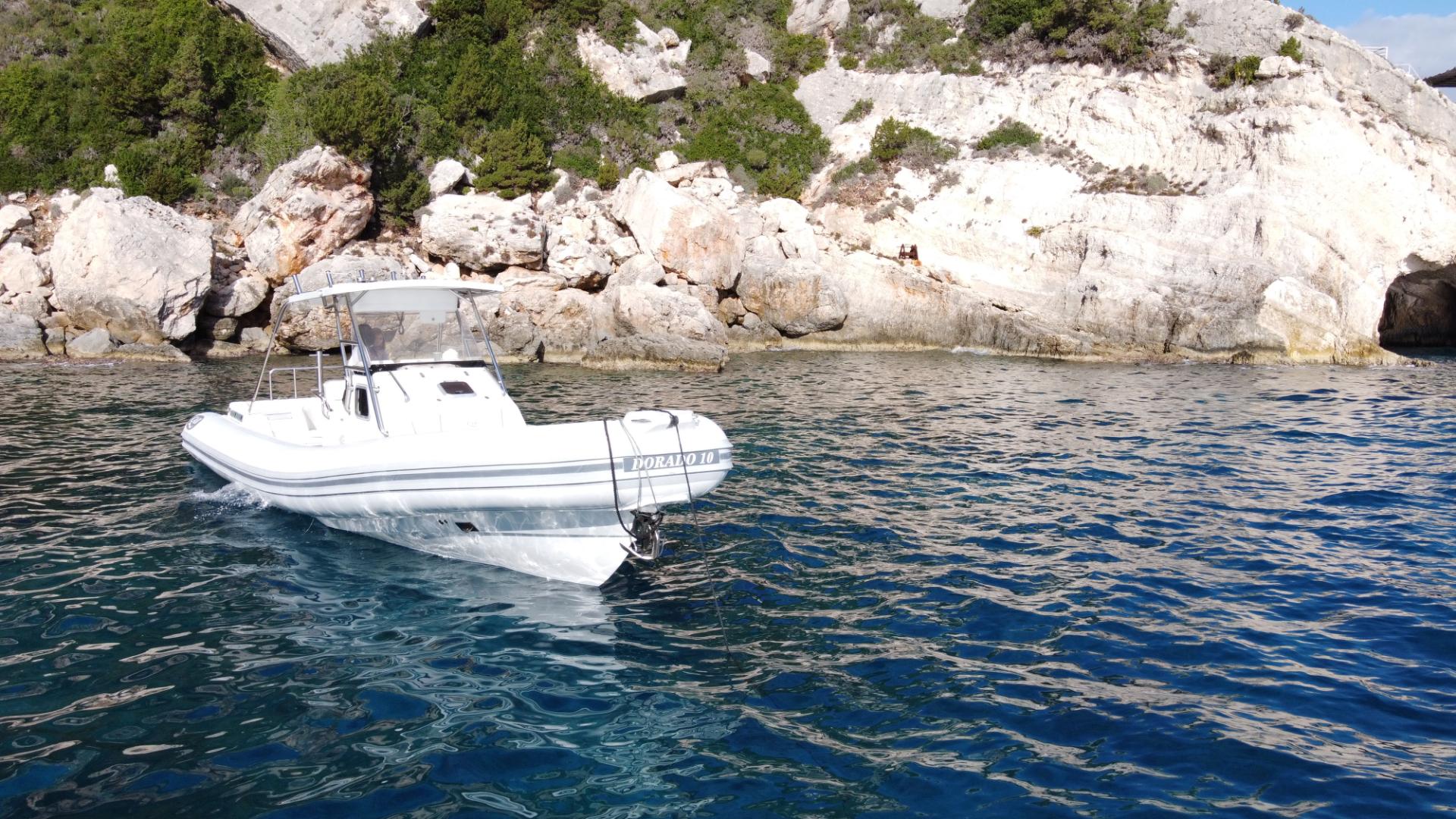 Shipwreck - Blue Caves Tour